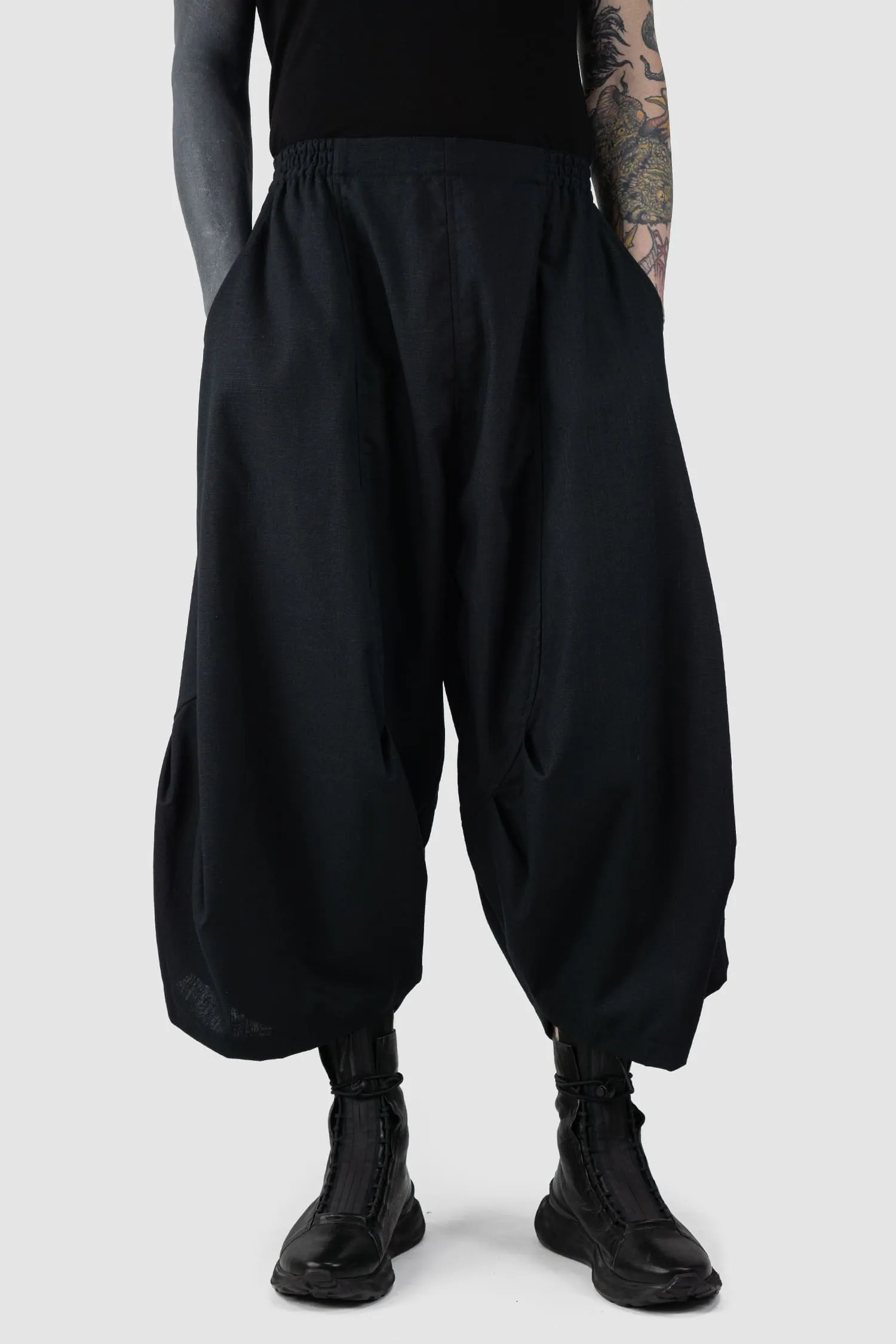 Cropped Loose Fit Linen Trousers