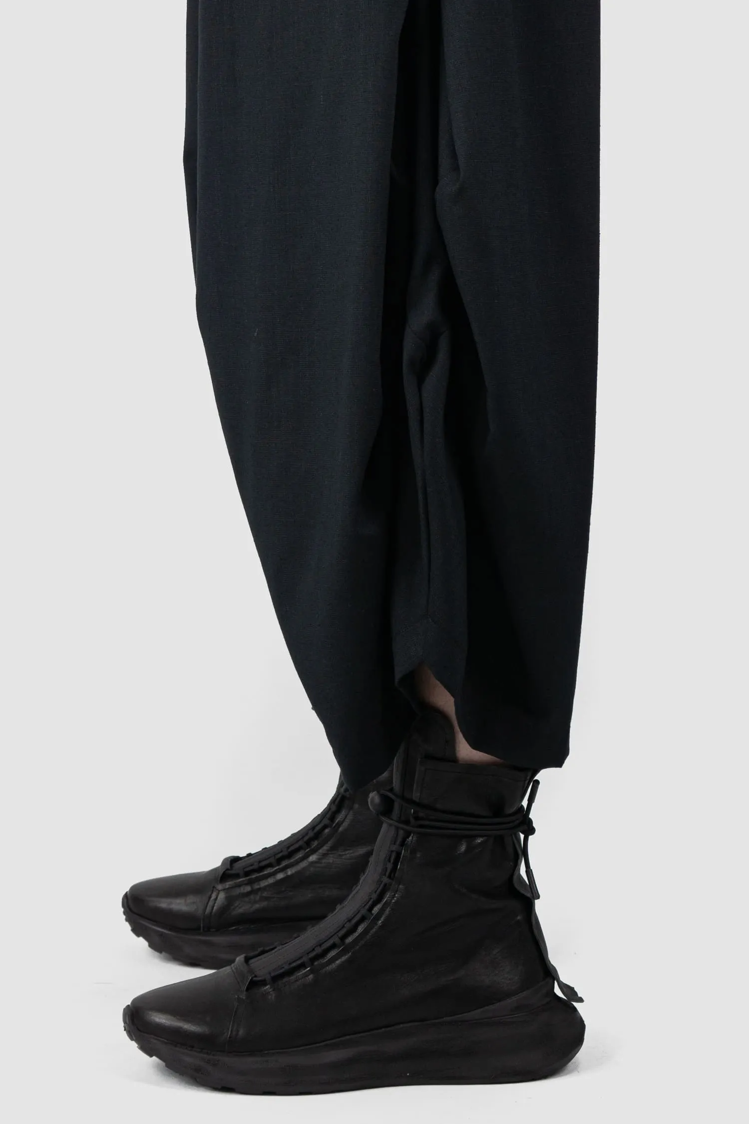 Cropped Loose Fit Linen Trousers