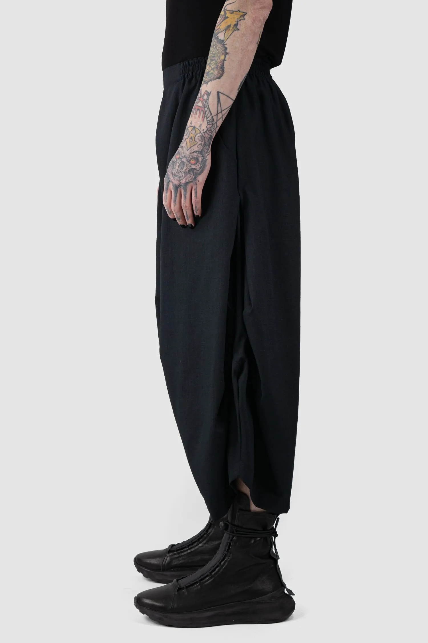 Cropped Loose Fit Linen Trousers