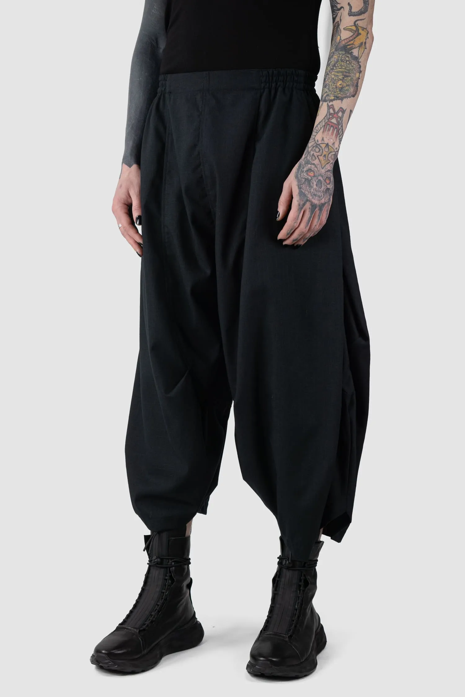 Cropped Loose Fit Linen Trousers