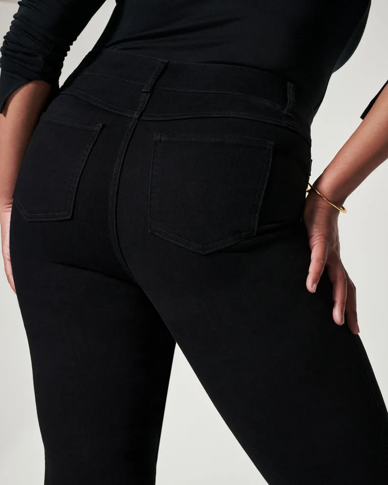 Flare Jeans • Clean Black