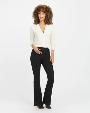 Flare Jeans • Clean Black
