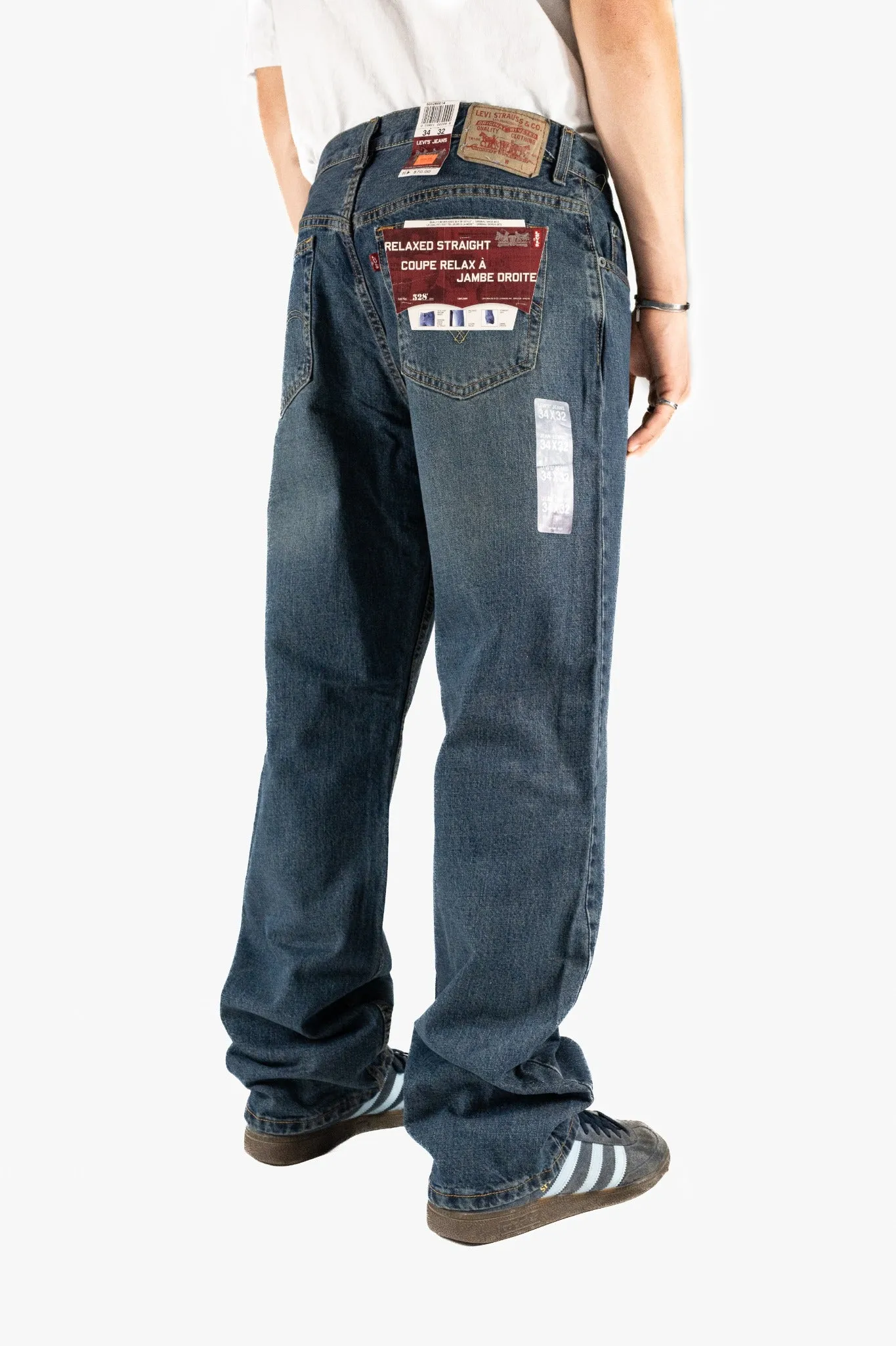 Levis Relaxed Fit