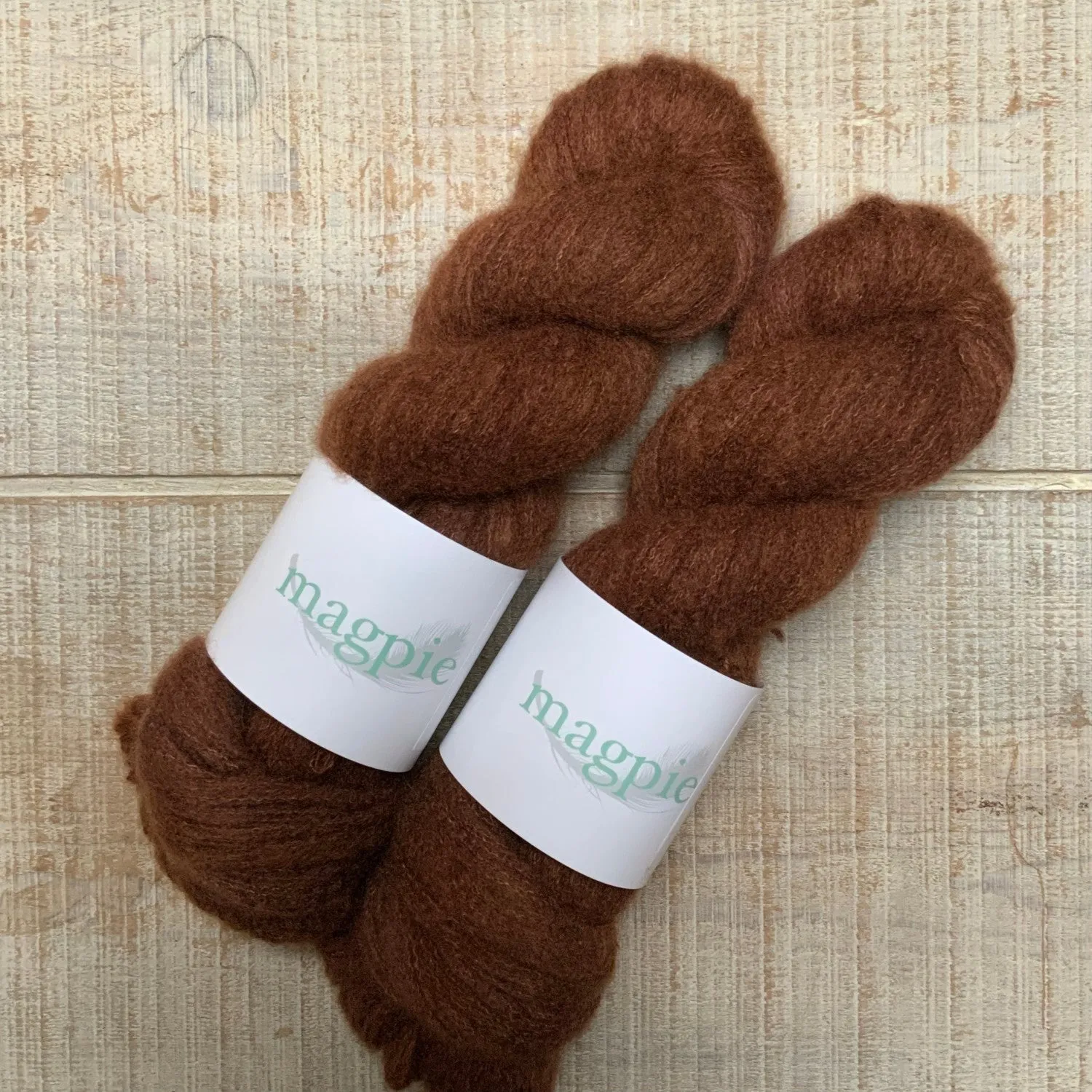 Magpie Fibers Plume