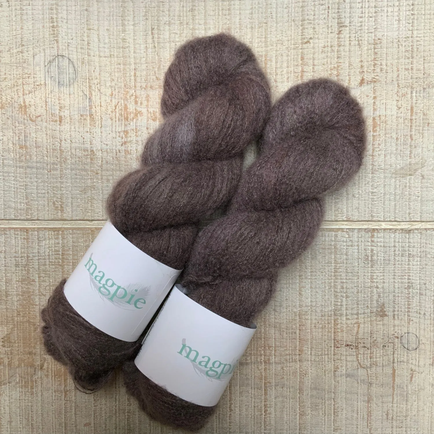 Magpie Fibers Plume