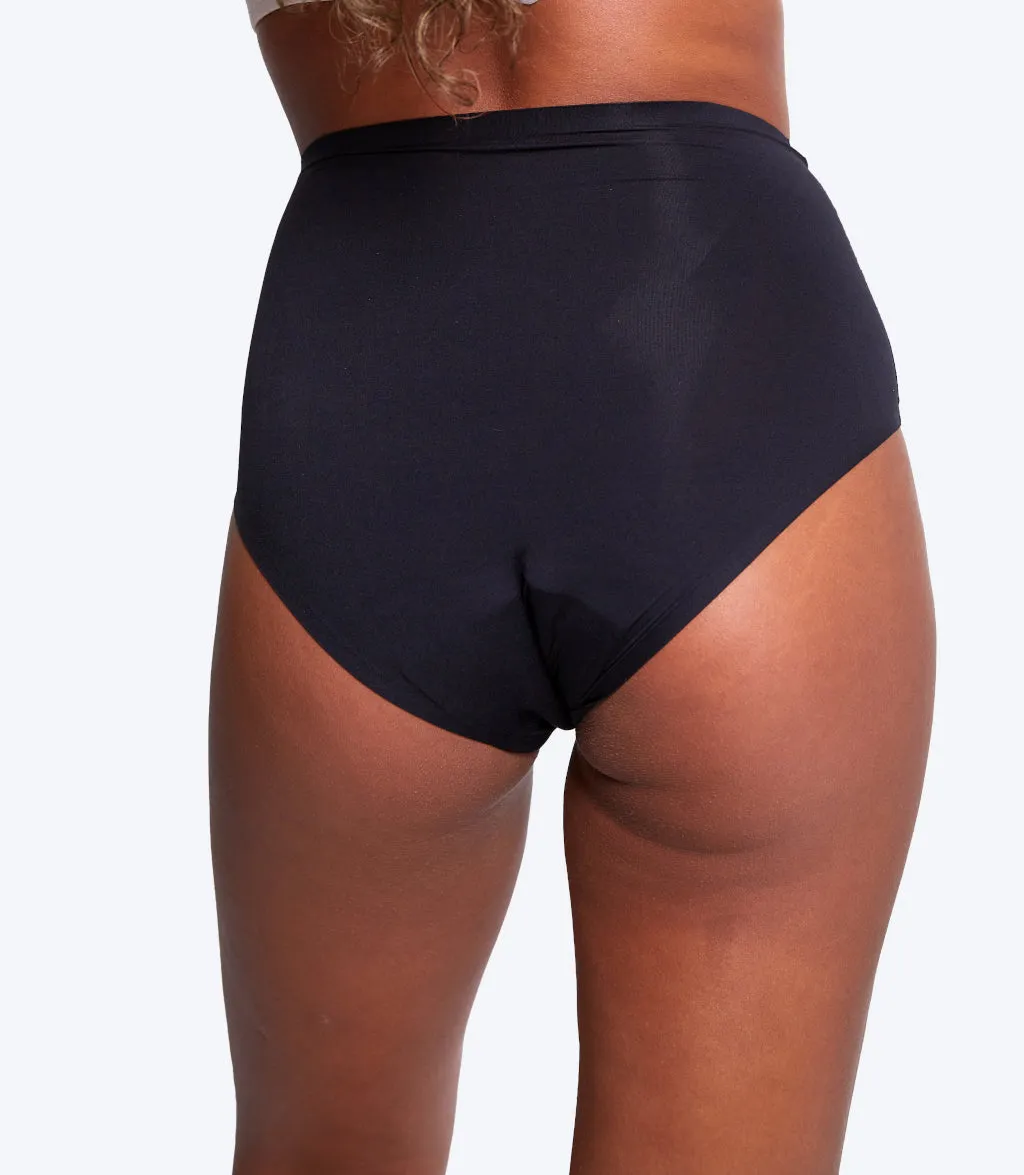 WUKA Period Pants Stretch Seamless High Waisted Heavy Flow in Black